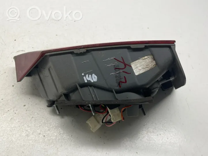 Hyundai i40 Lampy tylnej klapy bagażnika 924043Z001