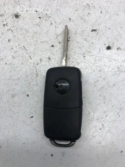 Volkswagen Touran I Ignition key/card 1K0959753G