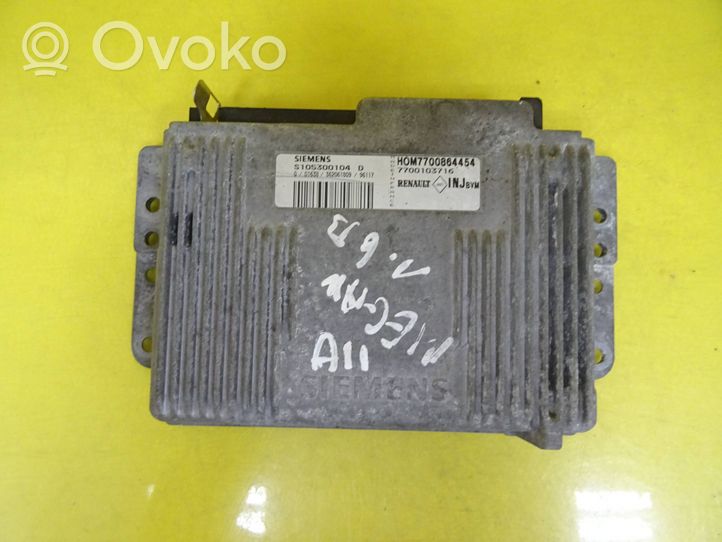 Renault Megane I Calculateur moteur ECU S105300104D