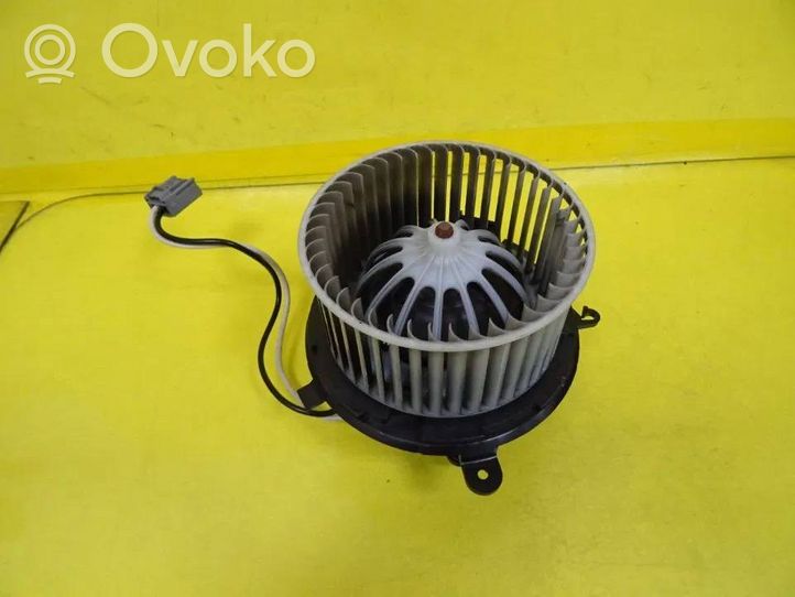 Opel Astra J Ventola riscaldamento/ventilatore abitacolo U7253002