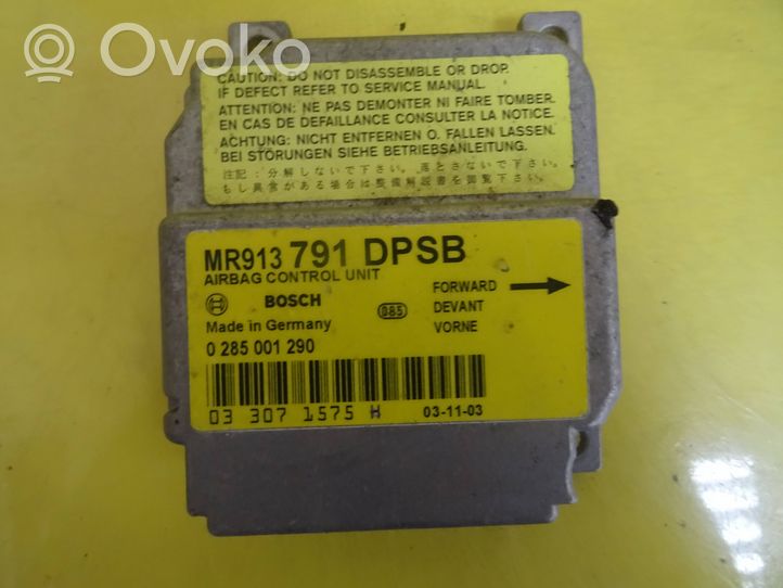 Mitsubishi Carisma Gaisa spilvenu vadības bloks MR913791