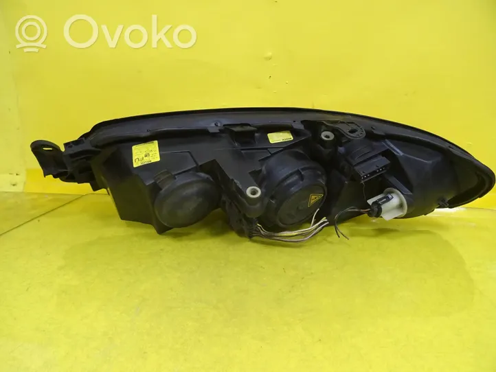 Opel Vectra B Lampa przednia 0301179272