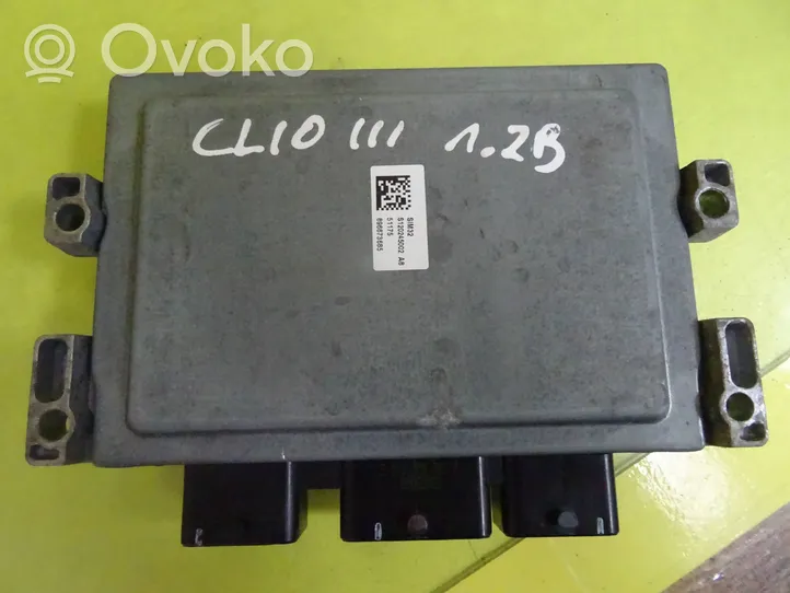 Renault Clio III Calculateur moteur ECU S120200105A