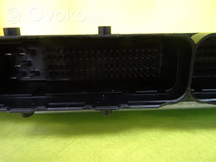 Toyota Aygo AB10 Variklio valdymo blokas 0261208702