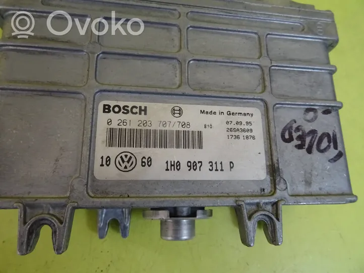 Volkswagen PASSAT B4 Calculateur moteur ECU 1H0907311P