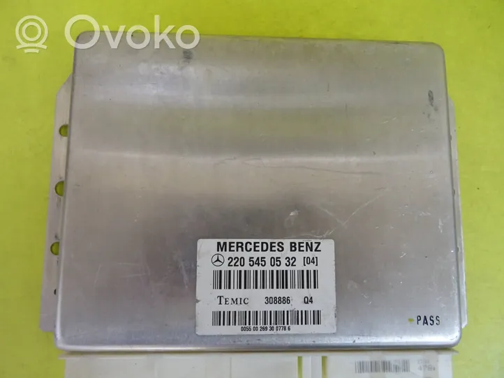 Mercedes-Benz S W220 Calculateur moteur ECU 2205450532