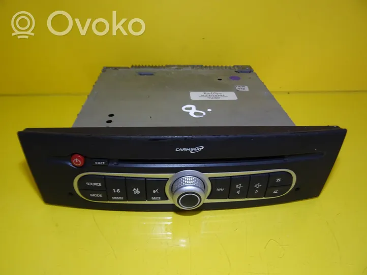 Renault Laguna II Radio/CD/DVD/GPS-pääyksikkö 8200514871