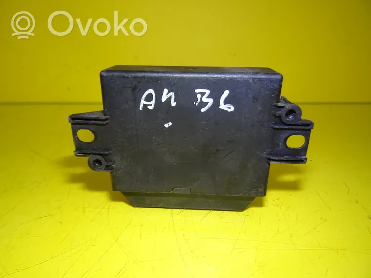 Audi A4 S4 B6 8E 8H Pysäköintitutkan (PCD) ohjainlaite/moduuli 8Z0919283A