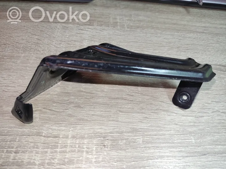 BMW X3 G01 Supporto di montaggio del parafango 7400219