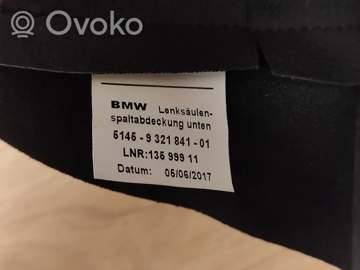 BMW 2 F22 F23 Ohjauspyörän pylvään verhoilu 6823468