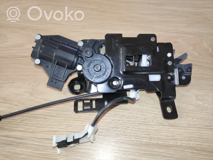 BMW M4 F82 F83 Loading door lock 7372801