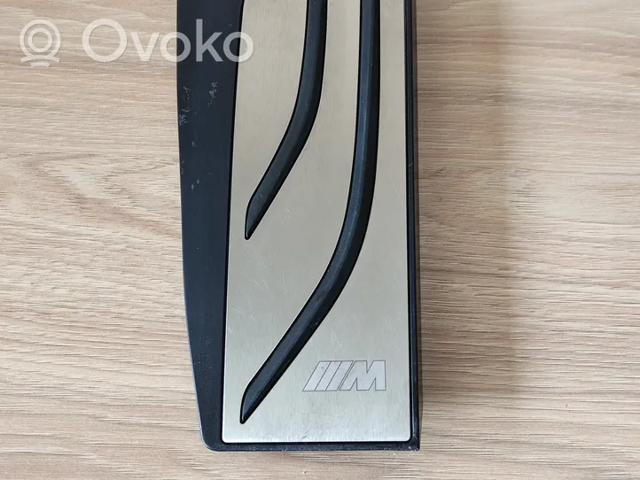 BMW M4 F82 F83 Jalkatuki 8053899