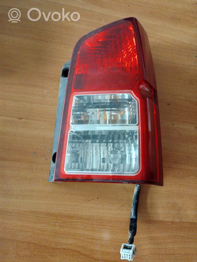 Nissan Pathfinder R51 Lampa tylna 