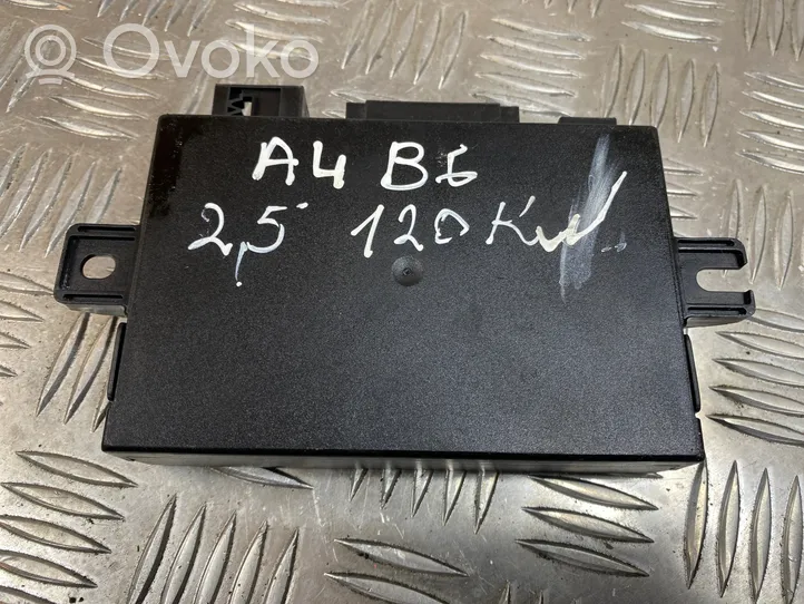 Audi A4 S4 B6 8E 8H Centralina/modulo rimorchio barra di traino 8E0907383A