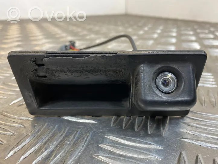 Volkswagen PASSAT B6 Tailgate handle with camera 5N0827566D