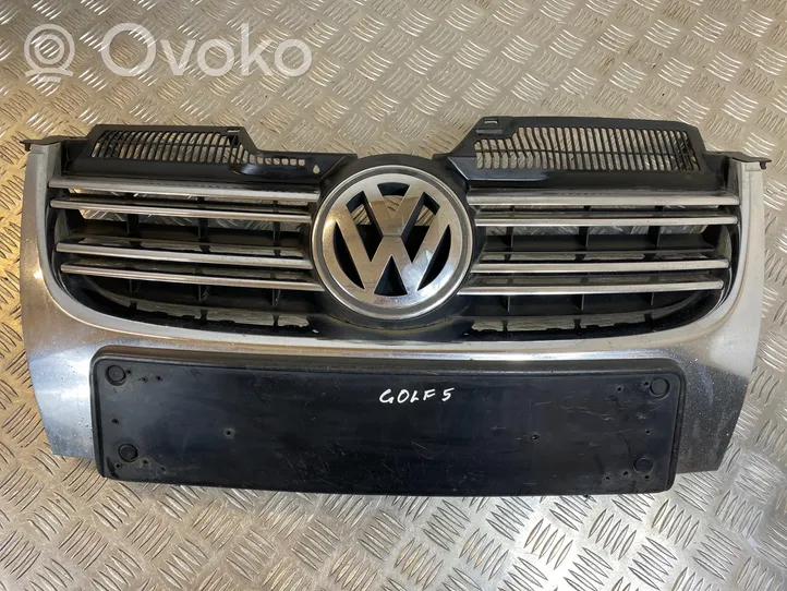 Volkswagen Golf V Griglia anteriore 1K5853653