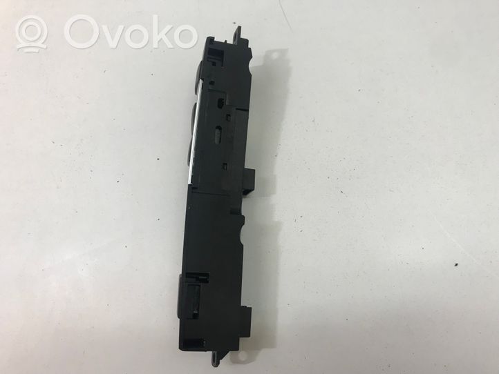 BMW X3 F25 A set of switches 9240294