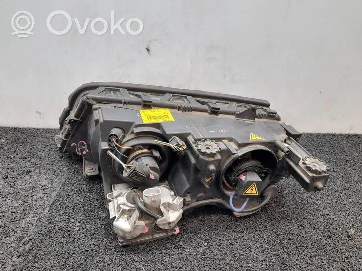 BMW 3 E46 Lampa przednia 0301089276