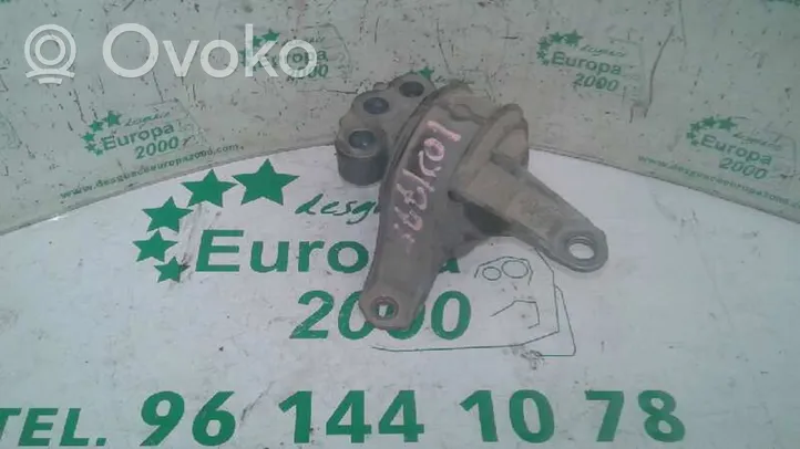 Opel Astra G Supporto di montaggio del motore 90575772