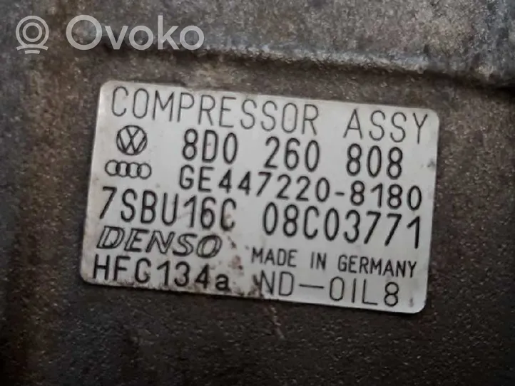 Volkswagen PASSAT B5.5 Compressore aria condizionata (A/C) (pompa) 8D0260808