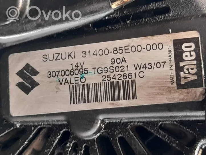 Suzuki Swift Lichtmaschine 2542861C