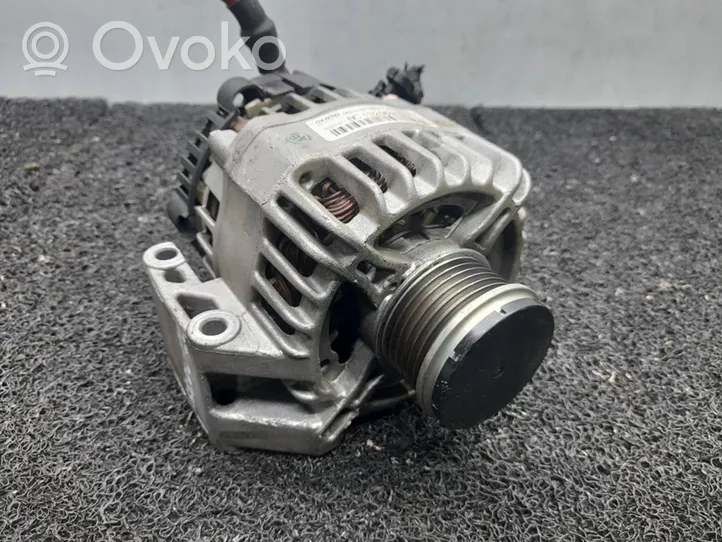 Opel Meriva B Generatore/alternatore 13256932