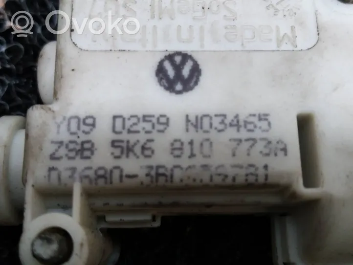 Volkswagen Golf VI Motorino del tappo del serbatoio del carburante 5K6810773A