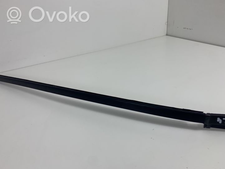 Toyota RAV 4 (XA30) Windshield trim 