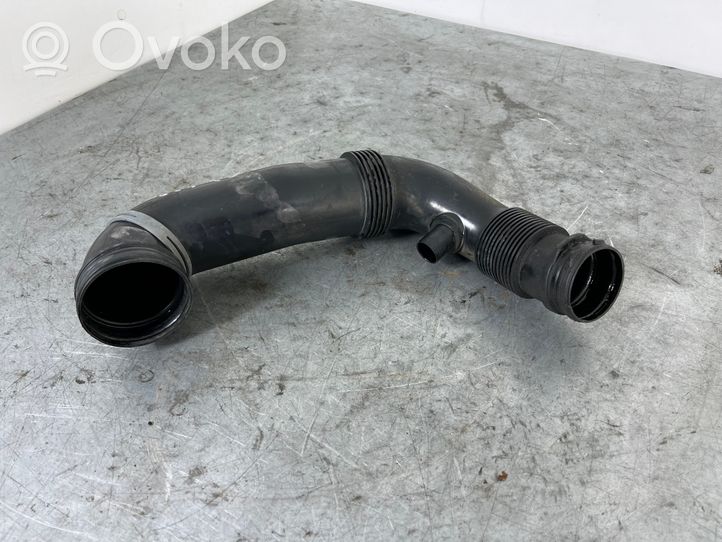 Audi Q7 4L Tube d'admission de tuyau de refroidisseur intermédiaire 7L8129572A