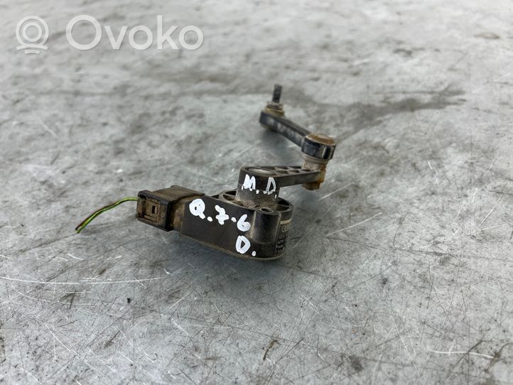 Audi Q7 4L Regulator tylnego zawieszenia pneumatycznego 7L0616571D