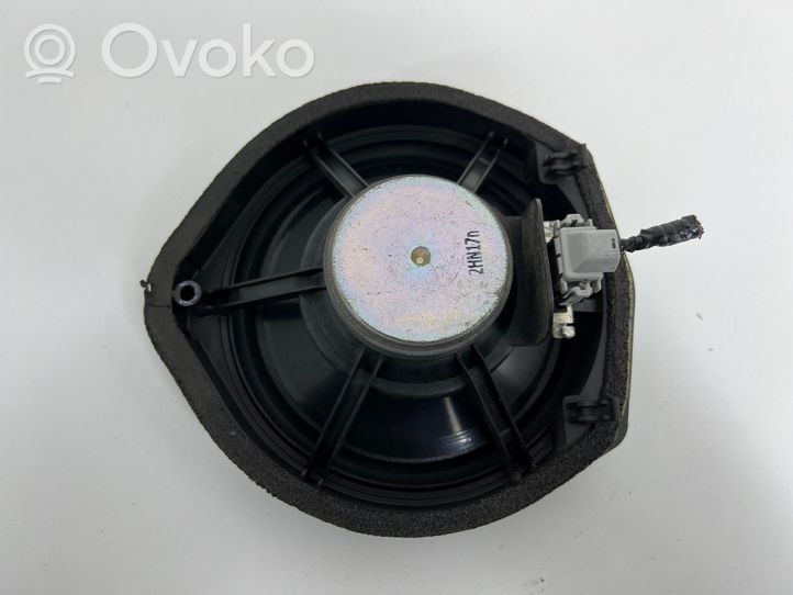 Honda CR-V Front door speaker 