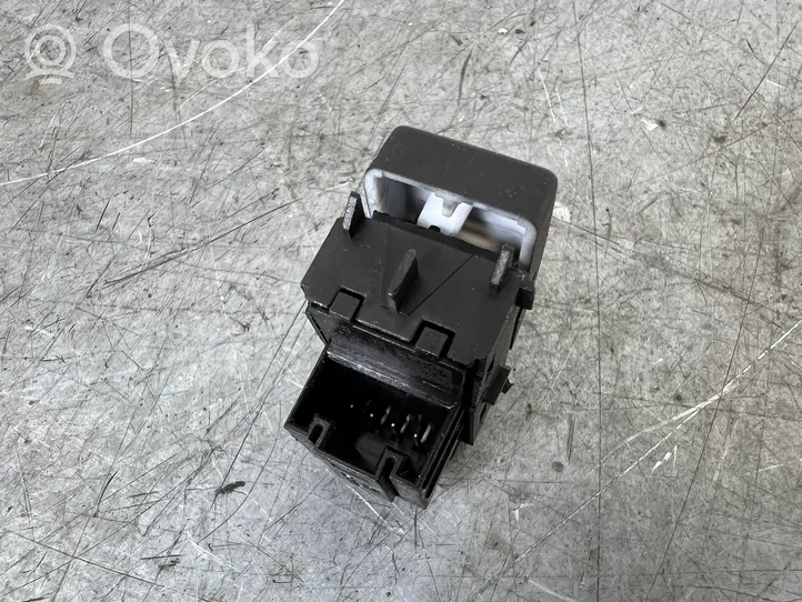 Skoda Octavia Mk3 (5E) Electric window control switch 5E0959855