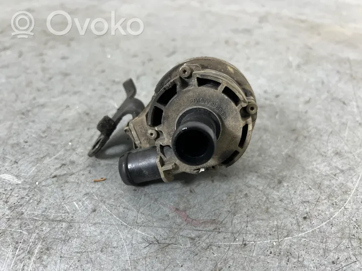 Skoda Octavia Mk3 (5E) Pompe à eau de liquide de refroidissement 5C0965567