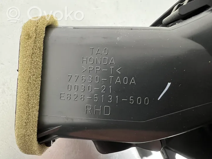 Honda CR-V Kojelaudan sivutuuletussuuttimen kehys 77630TA0A