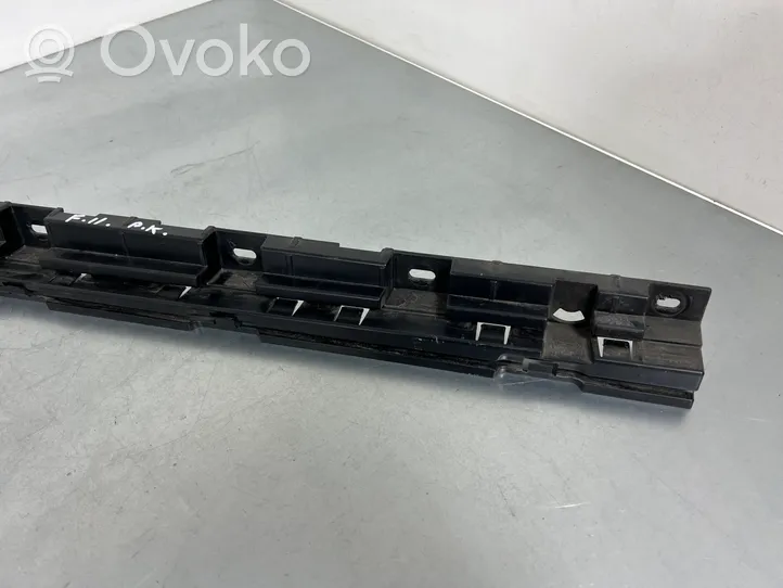 BMW 5 F10 F11 Listello di supporto del sottoporta 7184777