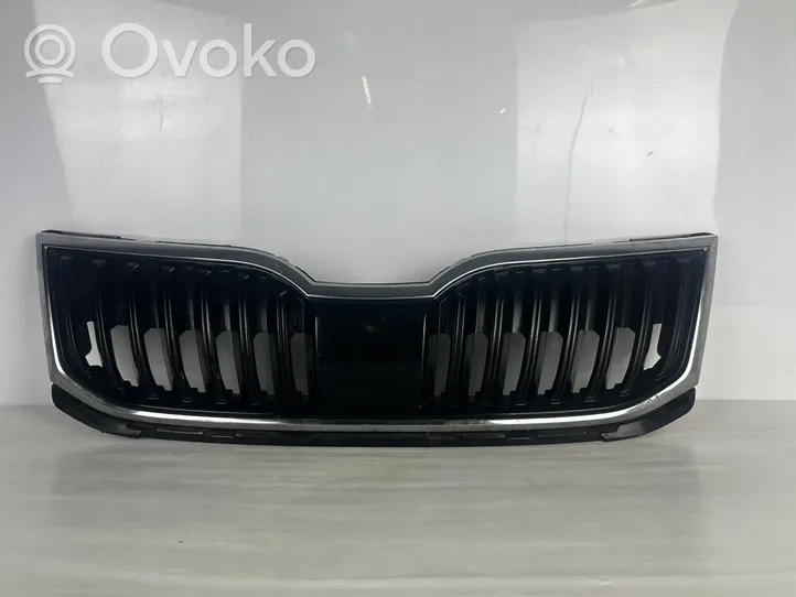 Skoda Octavia Mk3 (5E) Maskownica / Grill / Atrapa górna chłodnicy 5E0807724A