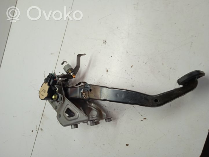 Toyota Prius (XW20) Pedale del freno 8951047010