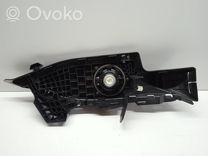 BMW 1 F20 F21 Maskownica głośnika półki tylnej bagażnika 51467221043