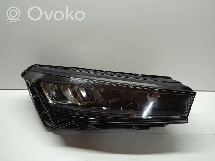 Skoda Enyaq iV Lampa przednia 5LB941016