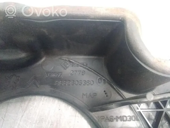 Ford Mondeo Mk III Listwa wykończeniowa drzwi przesuwanych 9682306380