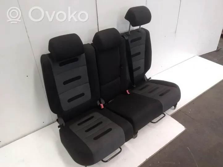 Volkswagen Tiguan Kanapa tylna / Fotel drugiego rzędu 