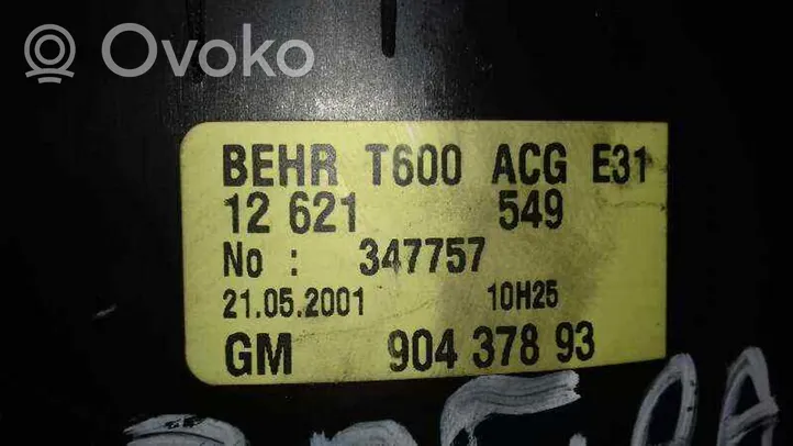 Opel Zafira A Sisälämmityksen ilmastoinnin korin kotelo 90437893