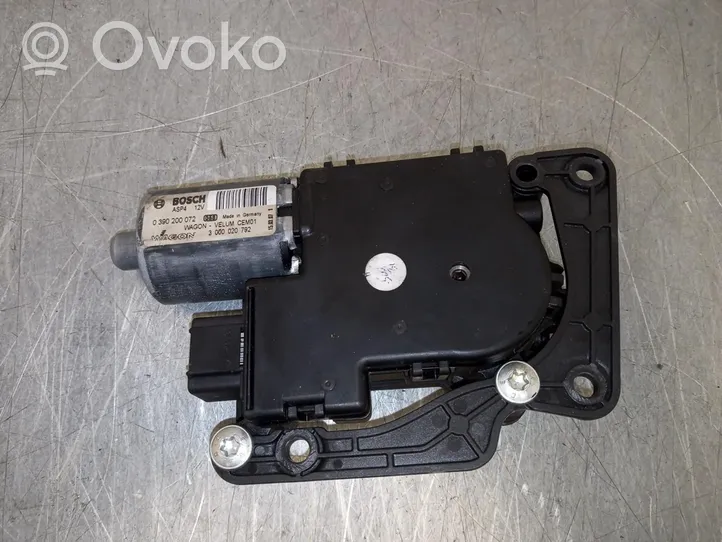 Citroen C4 Grand Picasso Installation de toit ouvrant électrique 0390200072