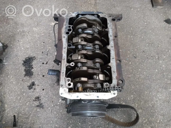 Audi A4 S4 B7 8E 8H Blocco motore 038103021C