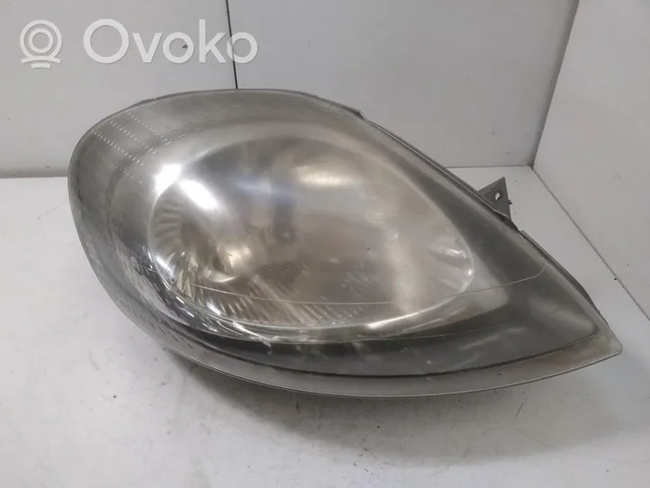 Renault Trafic I Headlight/headlamp 7700311372