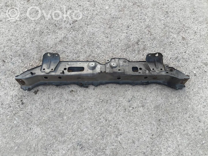 Toyota Yaris Staffa del pannello di supporto del radiatore parte superiore 