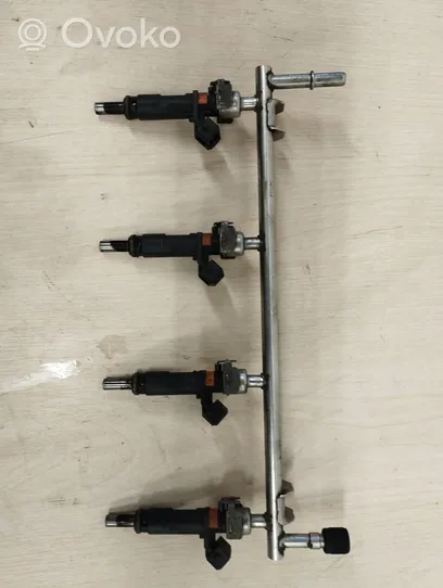 Opel Insignia A Fuel injectors set 