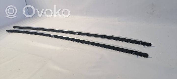 Audi A4 S4 B8 8K Gareniskie jumta reliņi – "ragi" 8K9860022