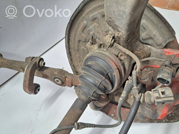 Audi A4 S4 B7 8E 8H Fuso a snodo con mozzo ruota anteriore 