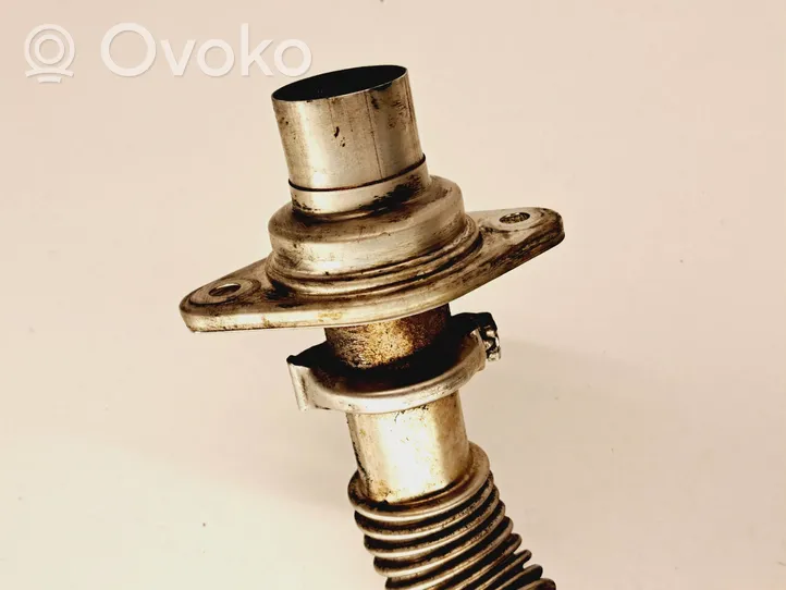 Volvo V50 Tuyau de raccordement solide EGR 9652284880